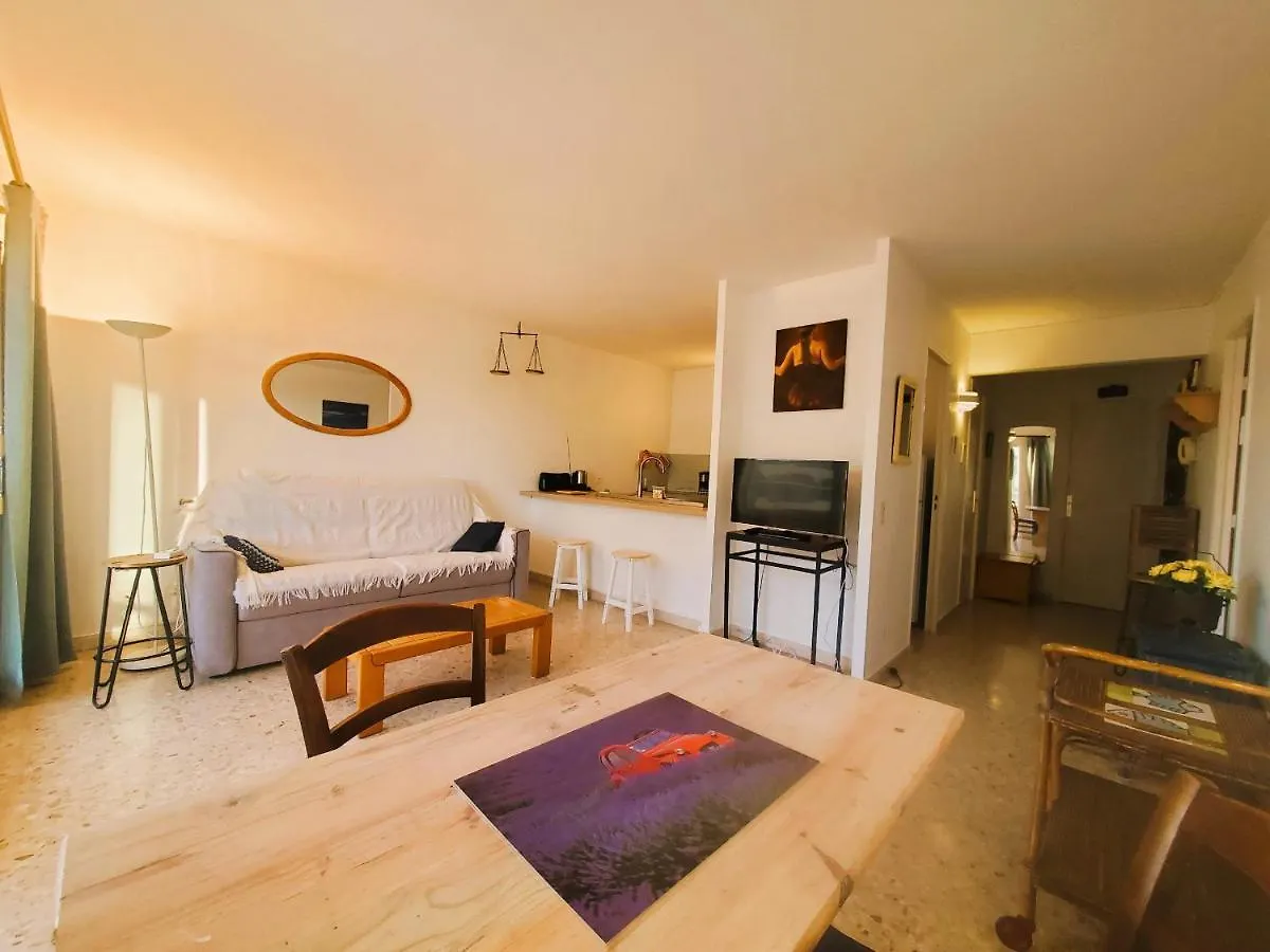 Frejus Plage Le Mediterranee 2 T2 50M2 Climatise Apartment