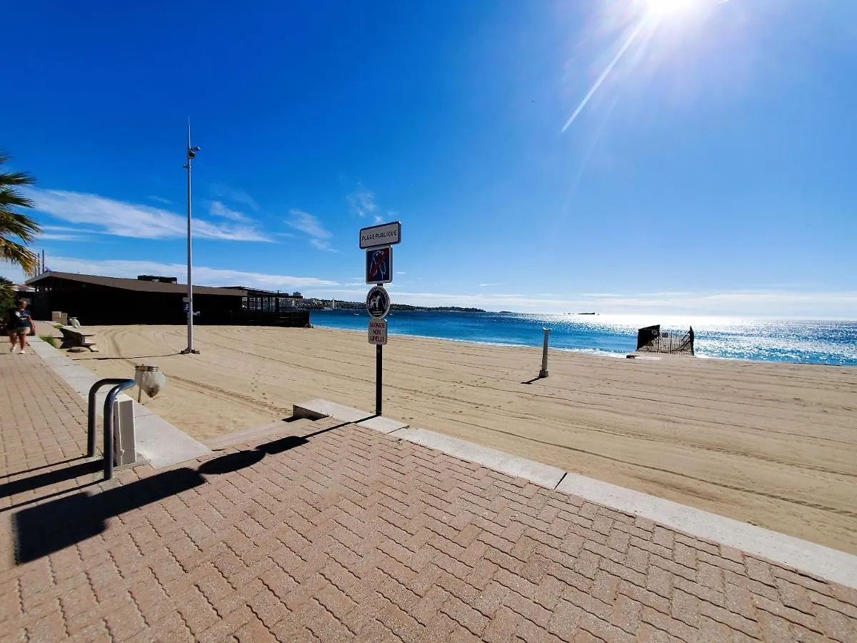 Frejus Plage Le Mediterranee 2 T2 50M2 Climatise Apartment France