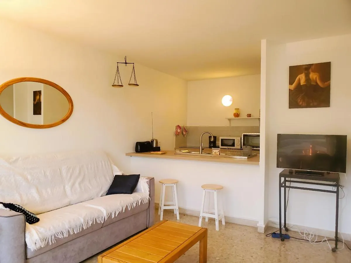 Frejus Plage Le Mediterranee 2 T2 50M2 Climatise Apartment