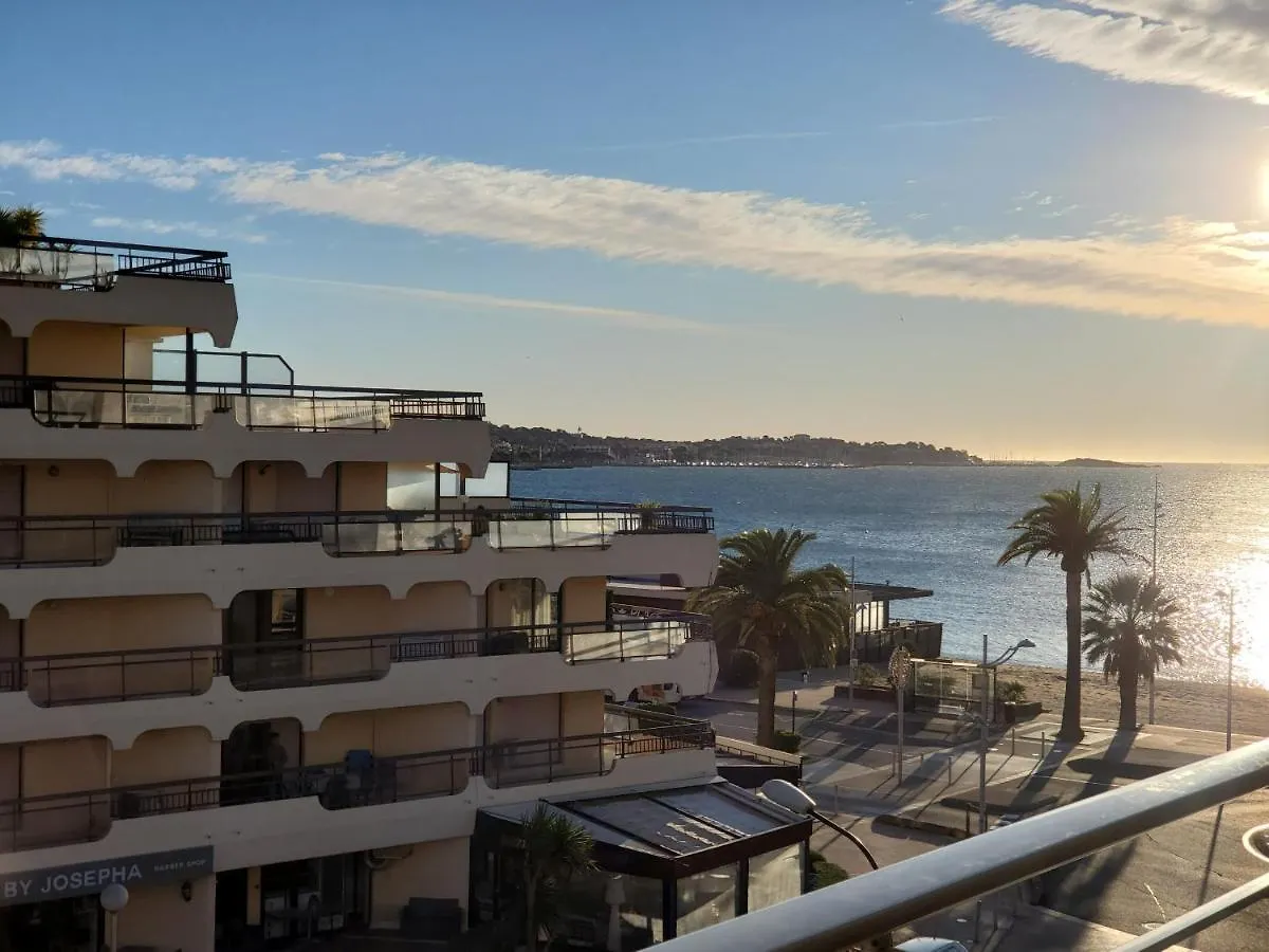 Апартаменты Frejus Plage Le Mediterranee 2 T2 50M2 Climatise